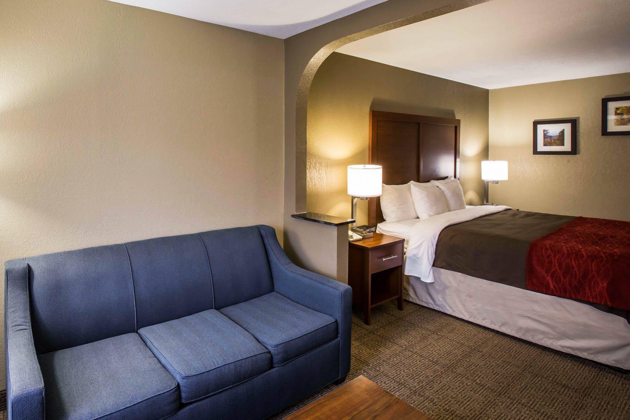 Comfort Inn Biltmore West Ашвил Екстериор снимка