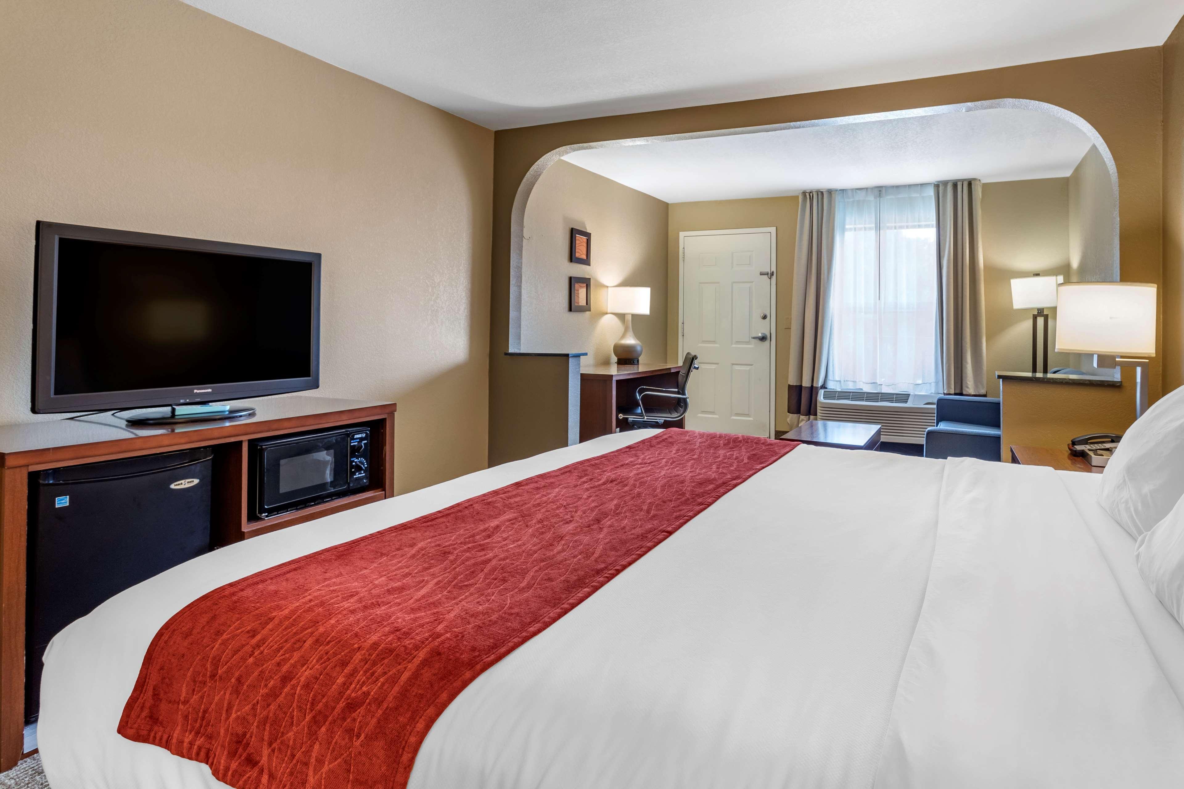 Comfort Inn Biltmore West Ашвил Екстериор снимка