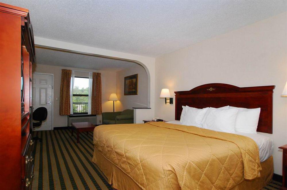 Comfort Inn Biltmore West Ашвил Екстериор снимка